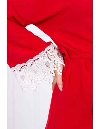 Šaty s čipkou zviazanou v páse červená, Červená